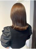 ブラウンベージュ 外ハネボブ くびれヘア 髪質改善 縮毛矯正