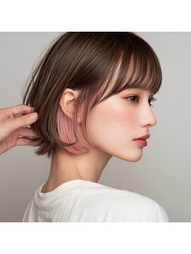 グラッジ 池袋(GLADGE) インナーピンク、イヤリングカラー