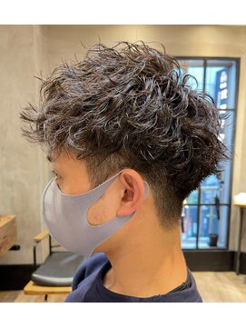 ラナ 新宿(lana) ツイストスパイラルパーマショートレイヤーマッシュツーブロック