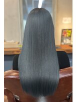 スローネ(THRONE)&nbsp;艶カラー／髪質改善／新宿／20代30代40代