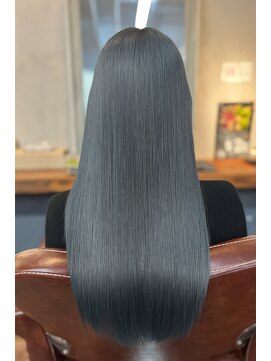 スローネ(THRONE) 艶カラー／髪質改善／新宿／20代30代40代