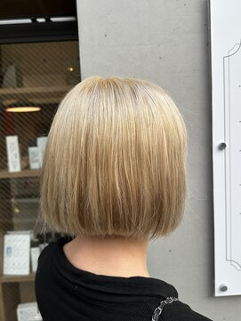 チップタップ 保谷店(tip top) ハイトーン×ボブ