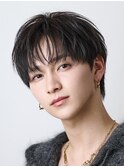 黒髪メンズショートラウンドマッシュ