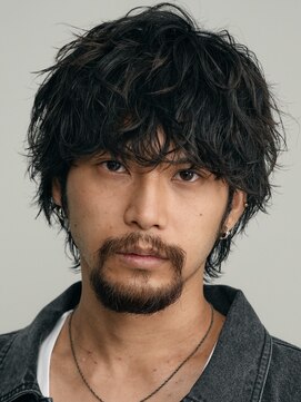 レタッチ バイ フィフス 銀座(RETOUCH by fifth) 銀座メンズマッシュ波巻きパーマツイスパメンズパーマ刈り上げ