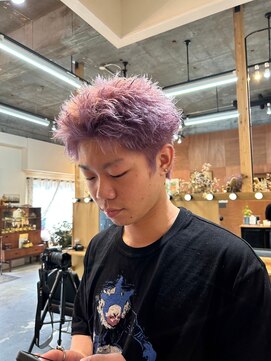 エディ(Edy) スパイキーショートケアブリーチダブルカラー外国人風眉毛カット