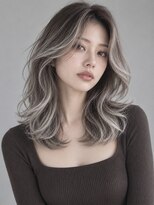 トリニティ(trinity)&nbsp;ハイライトバレイヤージュ グレージュ レイヤーカット 豊見城
