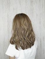 エムロード 深草店 ハイライト×マットベージュ