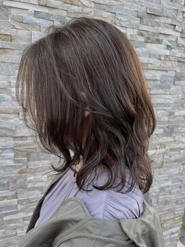 ミーチバイティアンダ(miichi by t-under) ミディアムウルフ