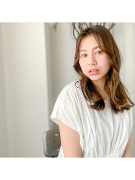 ブラン(Le BLANC) 〔上杉　真紀〕大人可愛いくびれヘア