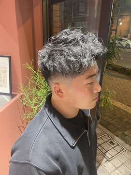 エメン(EMEN) フェードパーマ