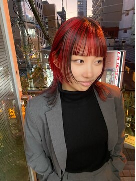 フィン(fin,) fin,/ブリーチ/パーマ/ハイトーン/ダブルカラー/インナーカラー