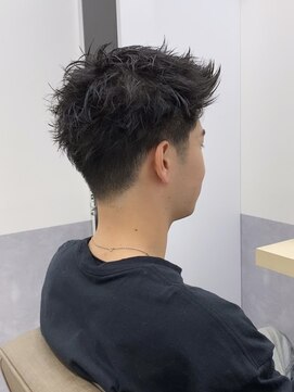 フレームプラス なんば駅前店(FRAME+) スパイキーショート