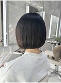 池袋美容室HOLON【丸く収まるミニボブ】