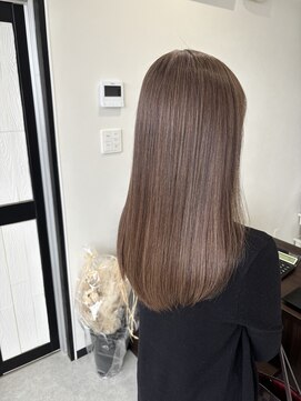 ハイライト 鳥取市店 髪質改善ブリーチハイライトコース〈鳥取市〉〈白髪ぼかし〉