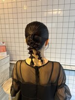 タイトアレンジ　ツインアレンジ　ミディアムアレンジ