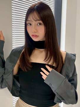 ユーフォリア エヌ 池袋サンシャイン通り店(Euphoria +n) 小顔美人レイヤーカット×アッシュカラー30代40代50代