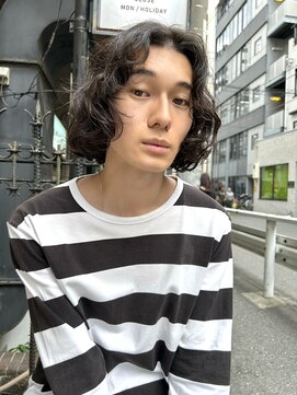 ヘン(hen) 【心斎橋hen】スパイラルパーマ