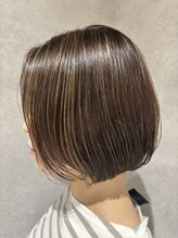 アリュメ 三重鈴鹿店(allum)&nbsp;グレージュの白髪ぼかしハイライト/鈴鹿/白子/髪質改善/