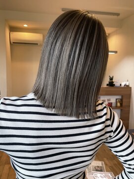 パコ(Paco) バレイヤージュ/ベージュカラー