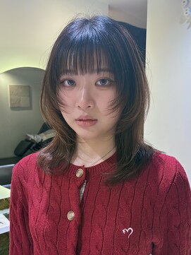 顔まわり　レイヤーカット　ウルフスタイル　学割U24/
