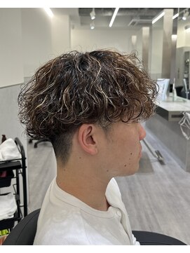 ビカムメンズヘアー 栄店(become men's hair) 波巻きパーマ