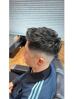 バーバーボルト(Barber Bolt)&nbsp;緩パンフェザーアップ