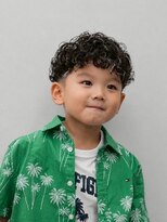 スター(STAR)&nbsp;くるくるキッズ×無造作パーマ｜かわいいヘア
