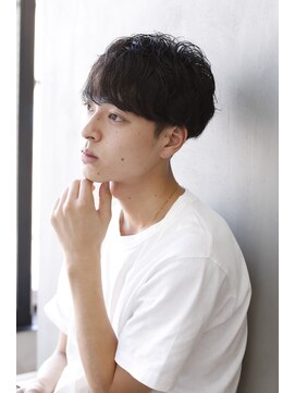 アウクワ 自由が丘(AUQWA) 〔自由が丘 AUQWA〕ONOFFキマる大人のフェザーマッシュ！