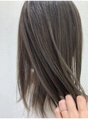 似合わせセミディ×ハイライト×ベージュ