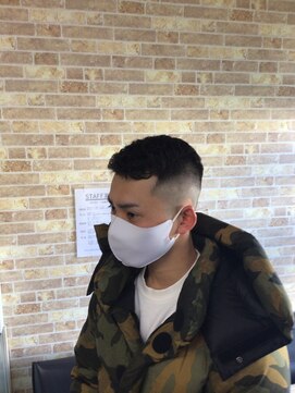 ダルトン 東伊興店(DALTON) パンチパーマ　フェード