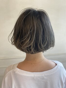 シーバイラヴィズム 万代店(Sea by LUVISM) グラデーショングレージュ