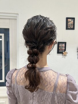 エクリ シセイドウ 麻布十番店(equri×SHISEIDO) 【麻布十番】ゆるっと編みおろしヘア