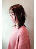 〈伸ばしかけの方にオススメ〉柔らかな印象のレイヤースタイル