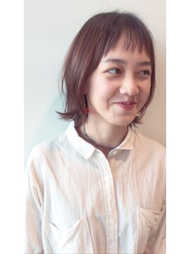 シュールトルワ(SUR TROIS) 外ハネくびレイヤー