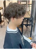 パサつきを抑えた緩めのツイスパマッシュ