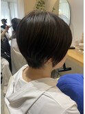 黒髪ハンサムショート