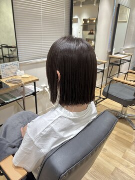 ルーク バイ ヘアーポケット(Luke by hair pocket) 切りっぱなしボブ