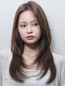 イリ 梅田(ili) レイヤーカット/ブリーチなし/ココアブラウン/髪質改善