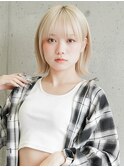 外はねボブ/ハッシュカット/ホワイトベージュ/韓国レイヤー