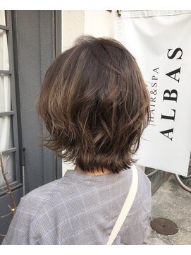 ヘアーアンドスパ アルバス(HAIR&SPA ALBAS) ☆大人可愛い×外ハネ×ハイライト×グレージュボブ☆