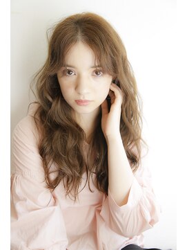 ガーランドウメダ(Garland umeda) 外国人風レイヤースタイル×透明感最高シアーベージュ１