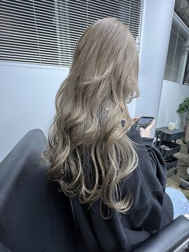 リス(LyS) 王道ブロンドカラー