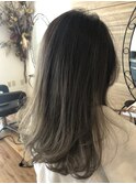ナチュラルグレージュグラデーションバレイヤージュ