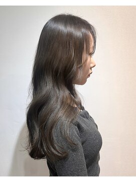 エル バイ ホーム(L by HOME) ブリーチなし 透明感カラー オリーブベージュ 顔まわりカット