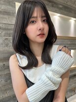 アイヴィー(IVY)&nbsp;艶髪ダークグレージュくびれヘア【肥田亜沙美】