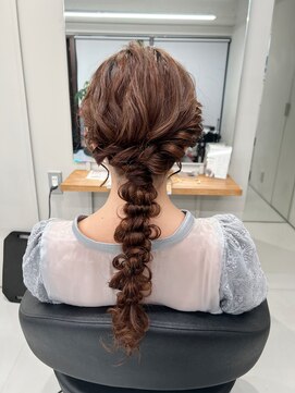 バルベストーキョーサウス(BARBES TOKYO SOUTH) ローポニー編みおろし【清板】