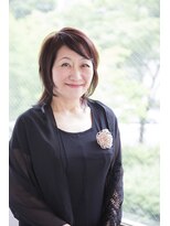 美容室エール ミディアムレイヤー