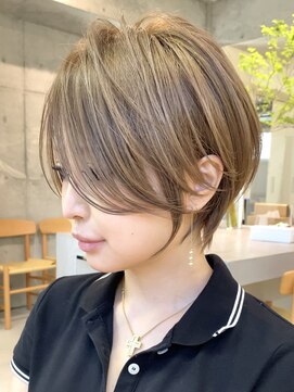ラフ 新宿(Laff) 似合わせカット20代30代40代50代くびれショート丸みショートボブ