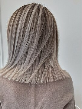 サンティエ(scintiller) ハイライト/バレイヤージュ/グラデーションカラー/ダブルカラー