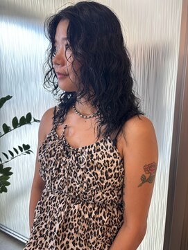 アンバー(AMBER) レディースミディアムパーマ